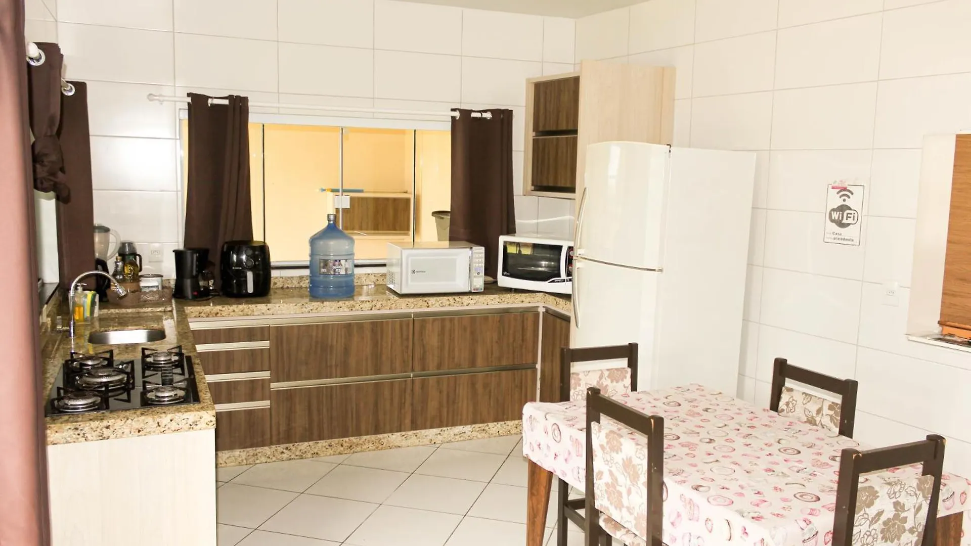 Casa Com Ar Condicionado A 350 Mt Da Praia Da Vila, Imbituba Internacional Ar Cond Hébergement de vacances Imbituba (Santa Catarina)